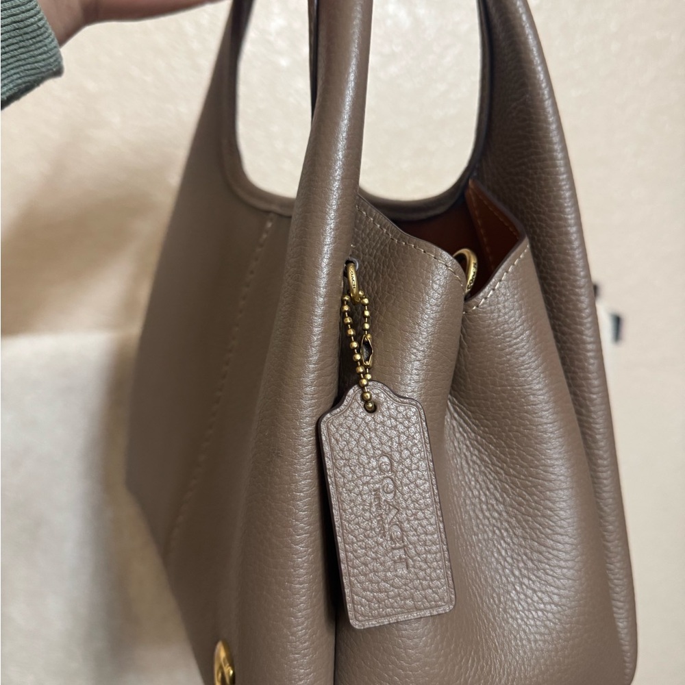 Coach Lana shoulder bag - Picture 6 of 9